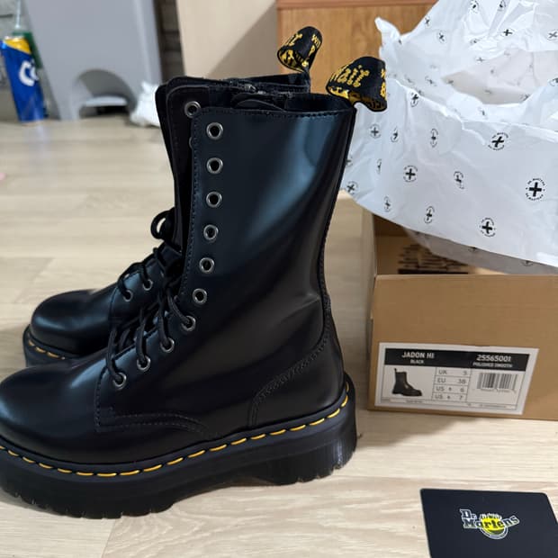 닥터마틴 제이든 HI 블랙 UK5 (240mm) 새상품