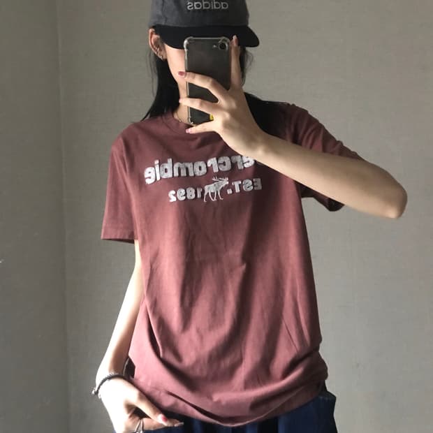 아베크롬비 브라운 반팔티셔츠