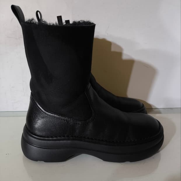 245mm 락포트 토탈모션 천연 무스탕 방한부츠