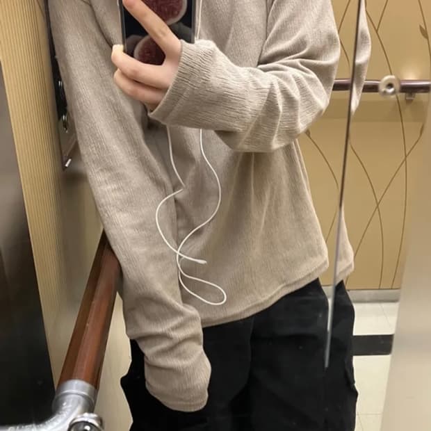 기철 Frame Slub Knit Hoodie 베이지