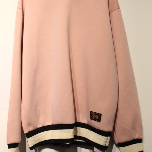 239. 더스티 핑크 배색 스웻셔츠