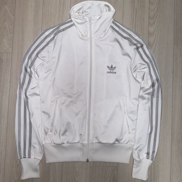 아디다스 화이트 실버 크롭 져지 36 빈티지 갸루 대대장