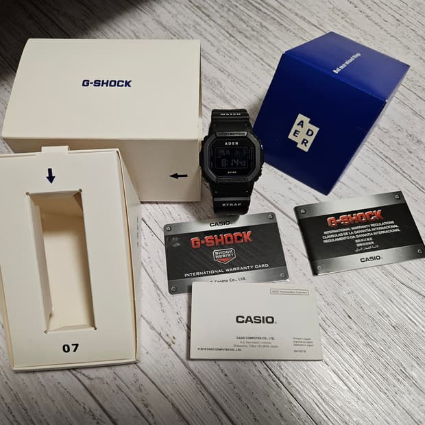 지샥x아더에러 DW-5600ADER-1 