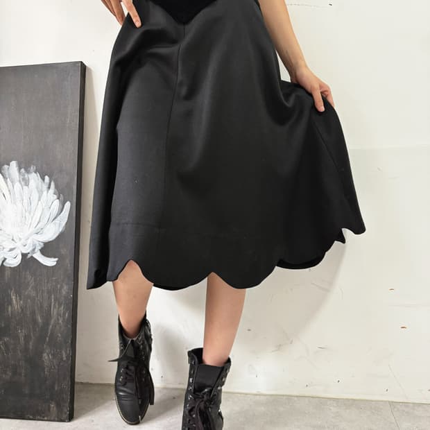 꼼데가르송 X H&M 절개 디테일 슬리브리스 원피스