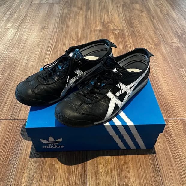 오니츠카 타이거 멕시코66SD