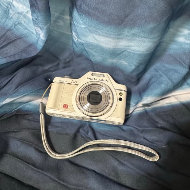 펜탁스 i-10 카메라