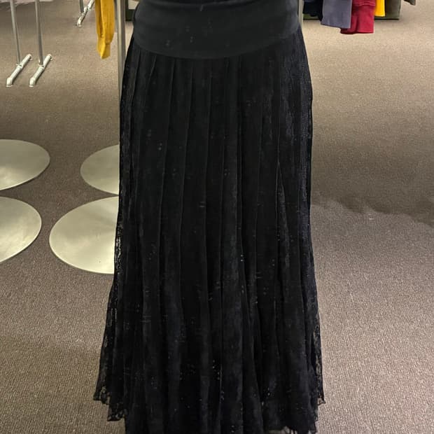OS)Japanese vintage 여성 꽃 레이스 롱스커트(구멍)