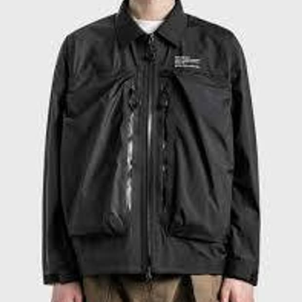 CMF 콤피 커버드 쉘 코이그지스트 자켓  M사이즈