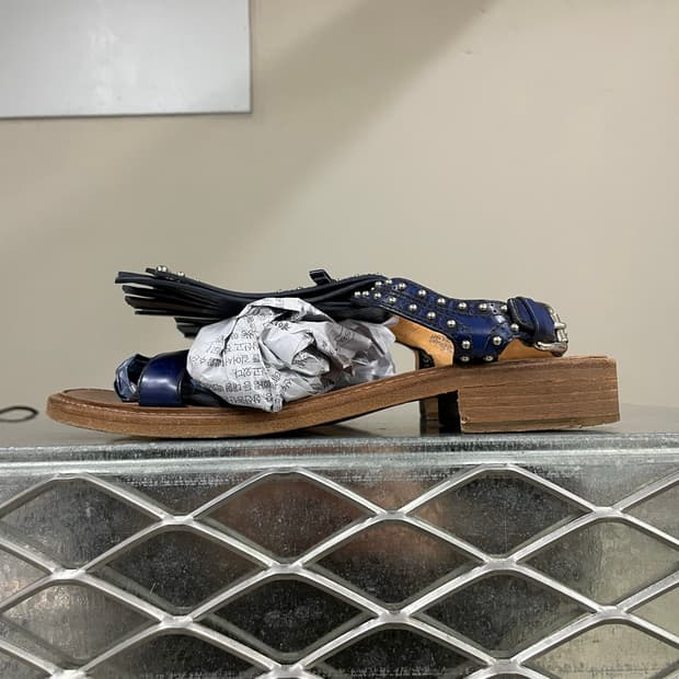 처치스 스터드 프린지 샌들 38 (gr-4700)