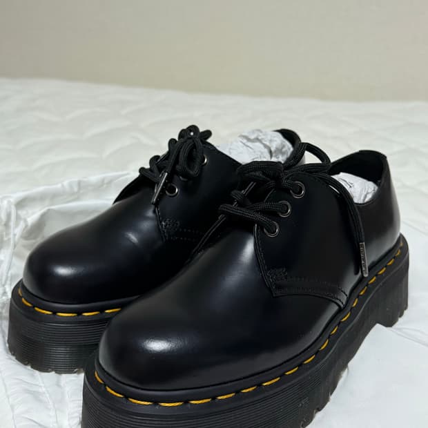 닥터마틴 1461 쿼드 230