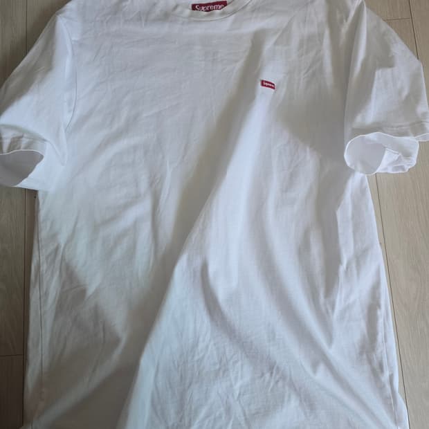 슈프림 스몰로고 반팔티셔츠 L 105