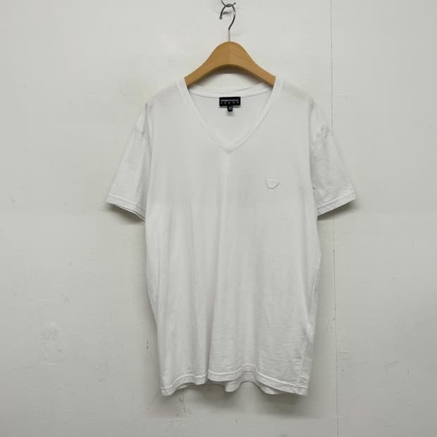 Y2K스타일 엠포리오 아르마니 V넥 반팔 티셔츠