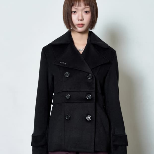 애즈온 포이 버튼 숏 코트 블랙