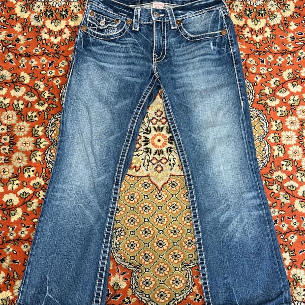 [32] 트루릴리전 빌리 빅 T 부츠컷 플레어 데님 팬츠