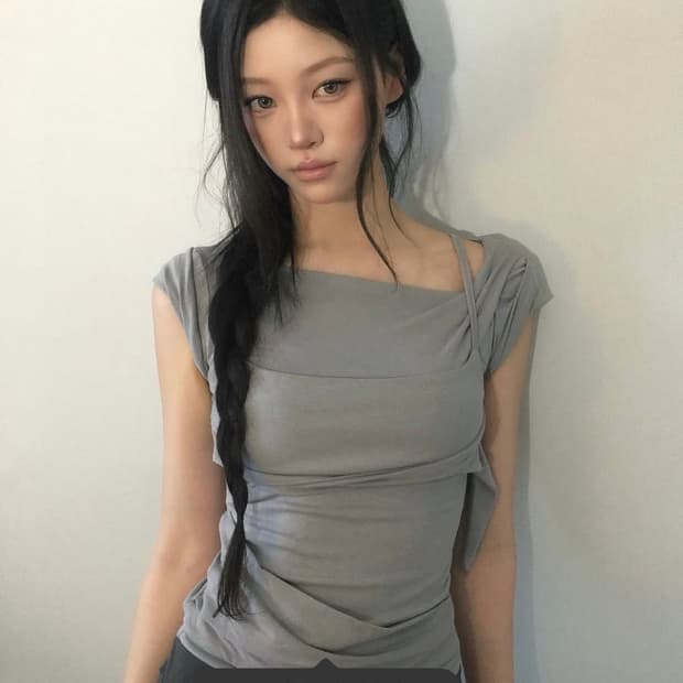 Layered Bustier T-Shirt 플레어업 레이어드 뷔스티에