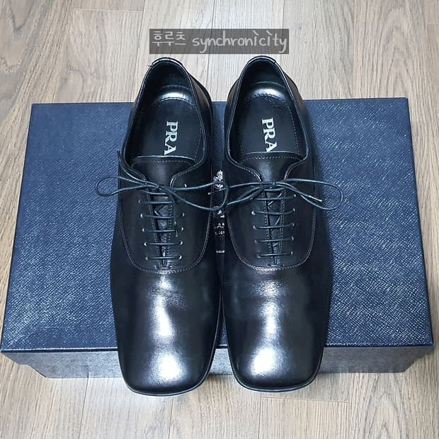 프라다 스퀘어토 더비 슈즈  7