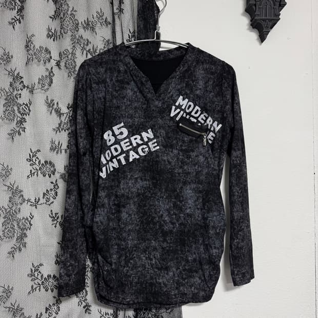 Vintage Print long sleeve