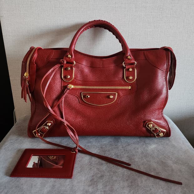 발렌시아가 모터시티백 미듐 메탈릭엣지 레드