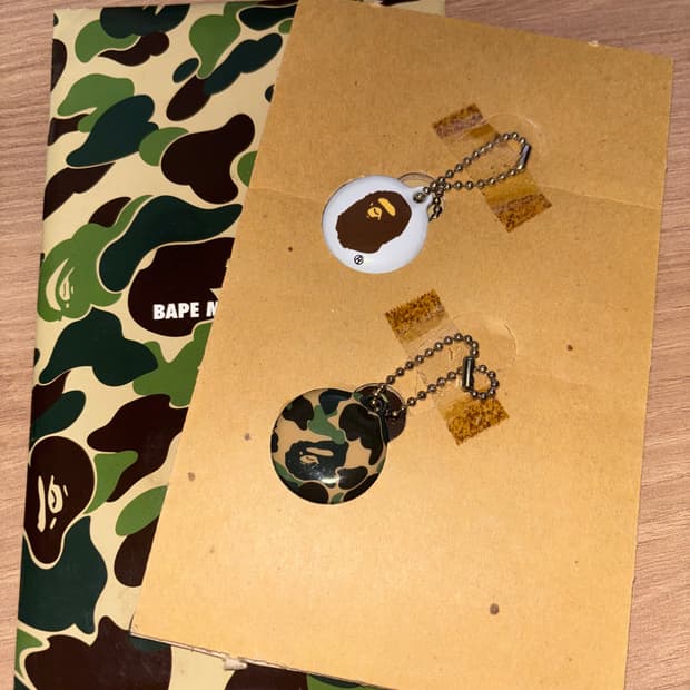 Bape 휴대폰 클리너 키링