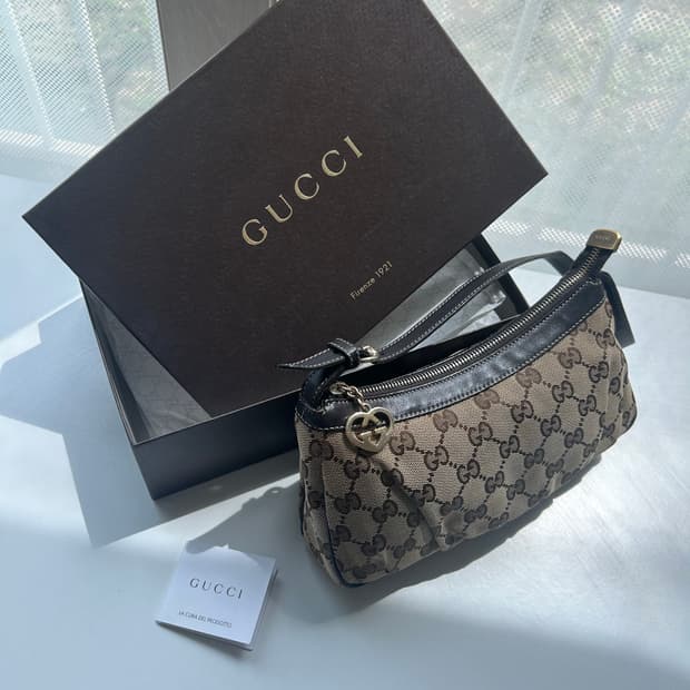 ✨정품!!)) Gucci 구찌 GG 로고 캔버스 미니 숄더백 +박스