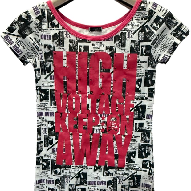 Y2K 갸루 Cornflake 큐빅 T-shirt