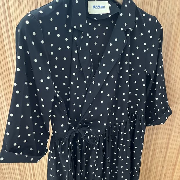 BEAMS BOY 폴카 도트 랩 드레스