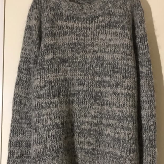 드리스반노튼 모헤어 니트