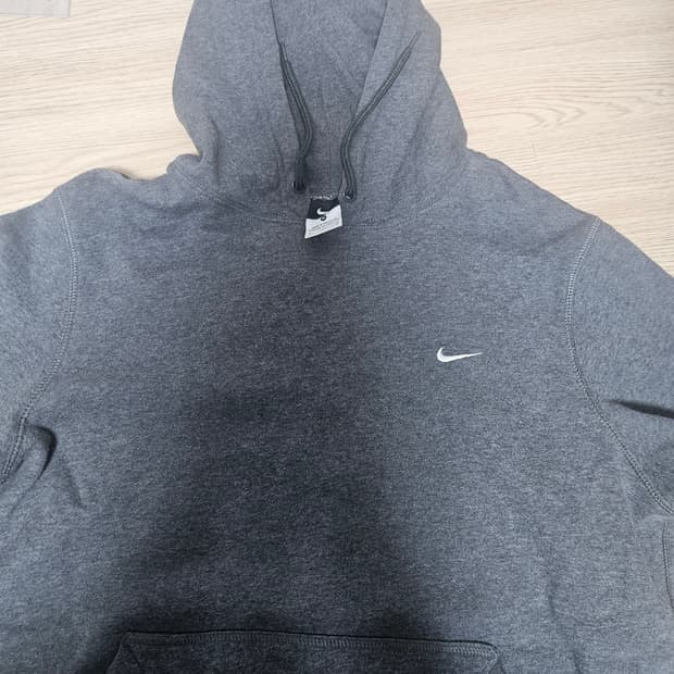 나이키 스우시 후드티