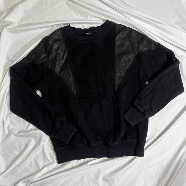 디젤 램 스킨 양가죽 포인트 맨투맨