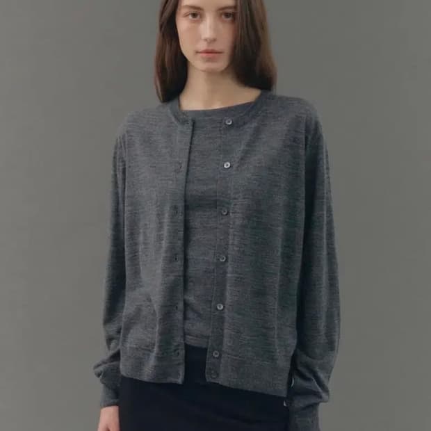 어그스트 ugst merino sleeveless cardigan set