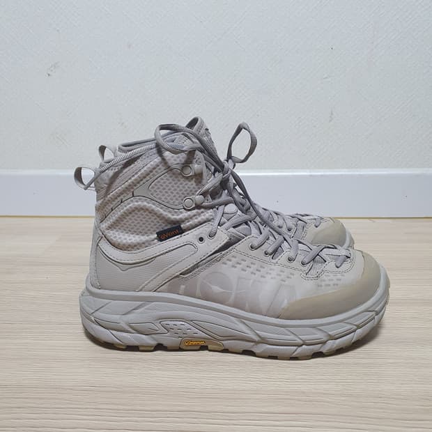 호카 토르 울트라 하이2 WP 등산화 255