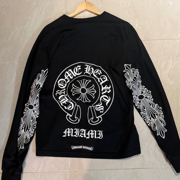 크롬하츠 홀스슈 마이애미 롱슬리브 L