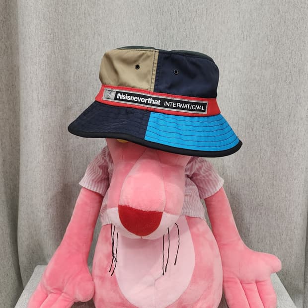 THISISNEVERTHAT 디네댓 Bucket hat