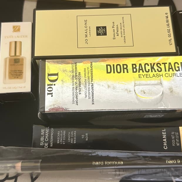 에스티로더 슈에무라 나스 디올 샤넬 에르메스 조말론 화장품모음