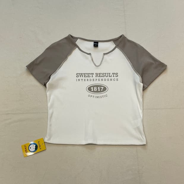 y2k 하이틴 래글런 크롭티 (L-xl)