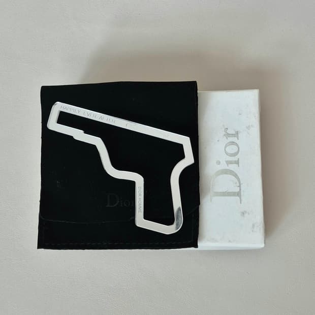 Dior Homme 07AW  Gun Pin Brooch
