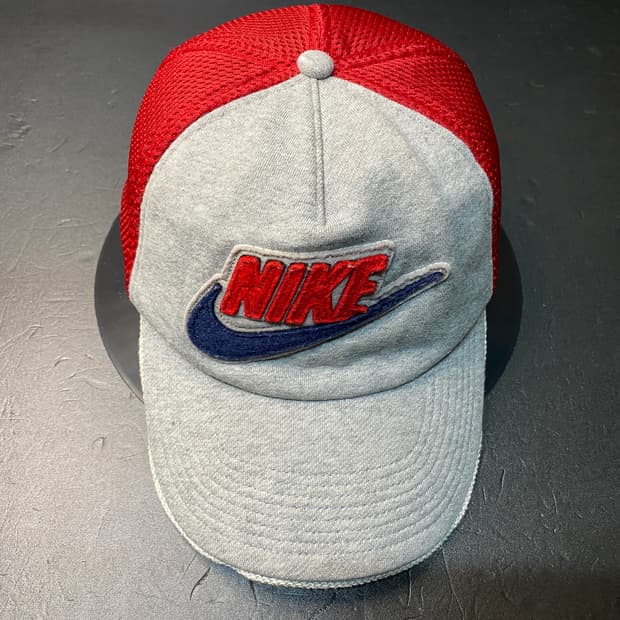 Nike vintage trucker cap