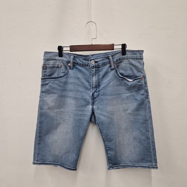 리바이스 502 레귤러 테이퍼 핏 데님 반바지 36