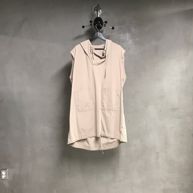 질샌더 후드 베스트 베이지 32(W)