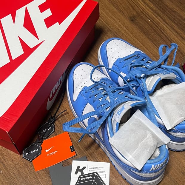 나이키 덩크로우 유니버시티블루 280 거의 새거