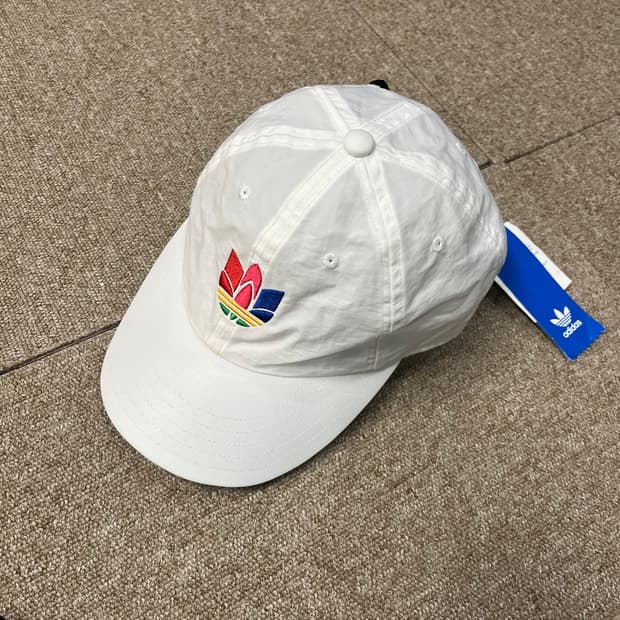 새상품 아디다스 3d 컬러 볼캡
