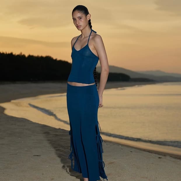 Ribbon sleeveless & long skirt (blue)