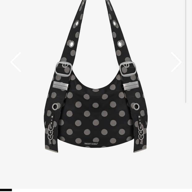 베이컨트 아카이브 VACANT Archive 벨라 와이드 스트랩 호보백