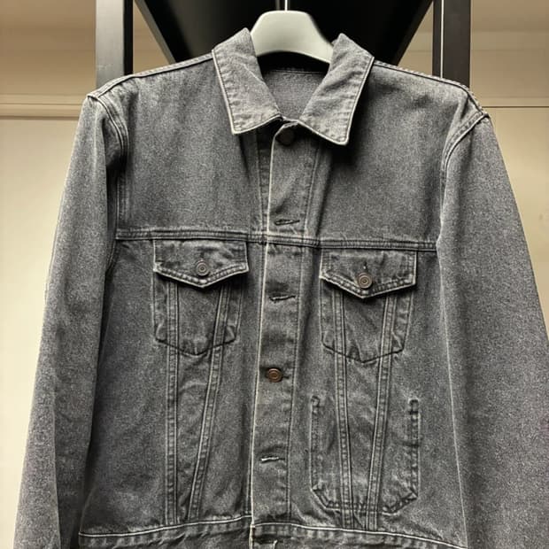 브랜디드 흑청 트러커 M사이즈