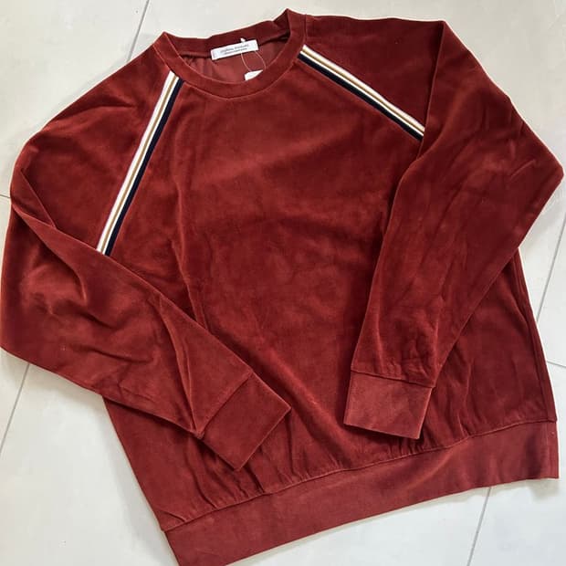 VELOUR CREW NECK TOP 벨벳 크루넥 탑