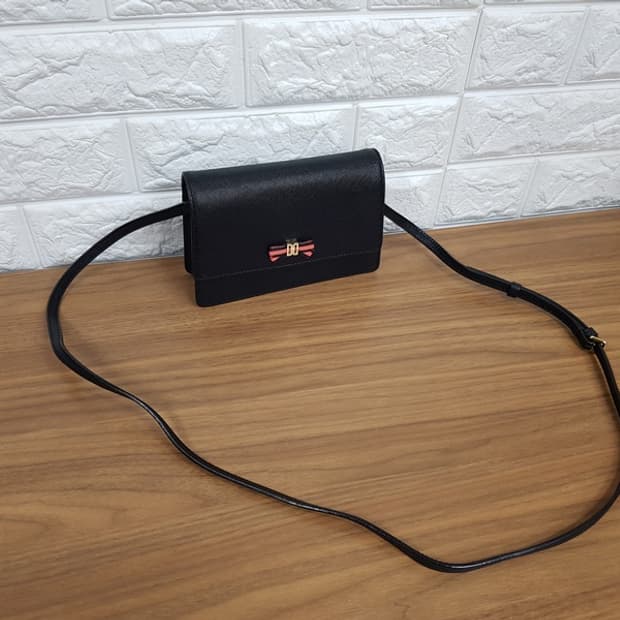 닥스 미니 크로스백