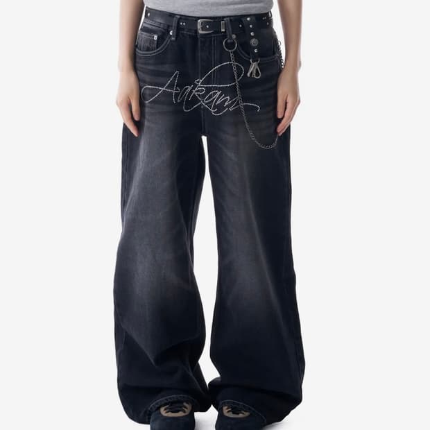 아캄 Rhinestone Washed Denim Pants (Black)