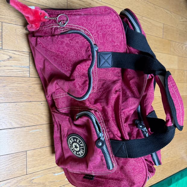 Y2k 희귀 키플링 핑크 패턴 롤링 더플백 캐리어
