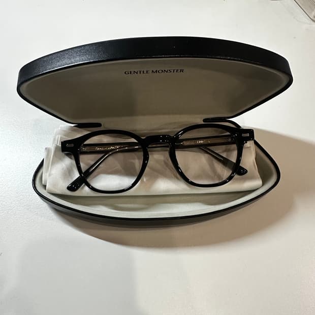 젠틀몬스터 EDDY A - 01