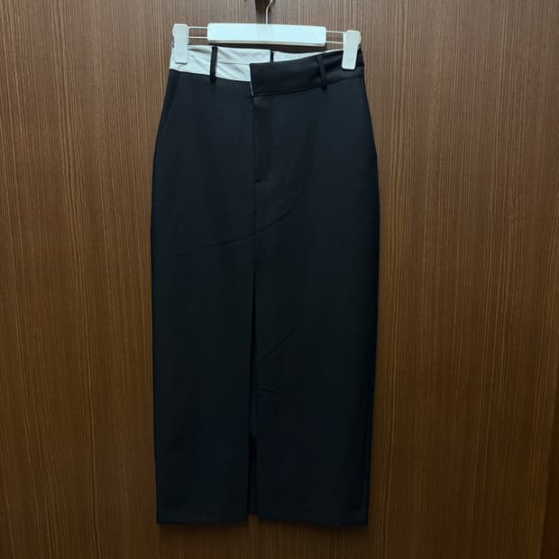 HABLE 미디스커트 
